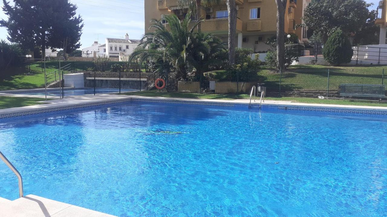 Apartamento- Atico En Mijas Costa , Con Piscina. Sitio de Calahonda Exterior photo
